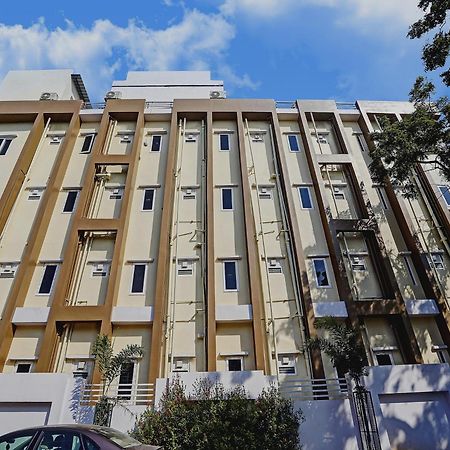 Capital O De Alphabet Kakinada Hotel Exterior photo