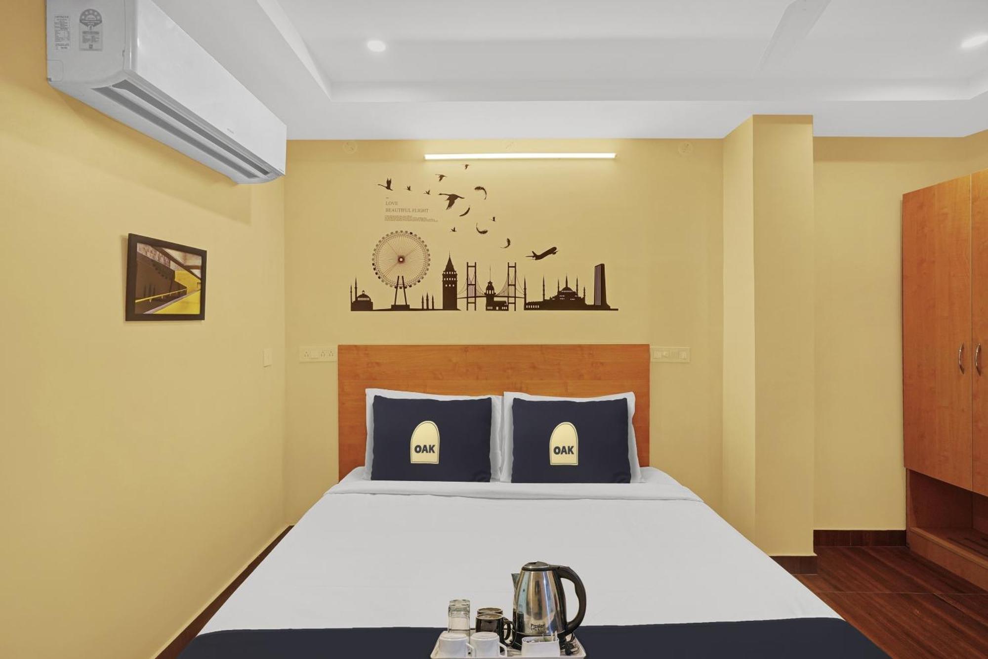 Capital O De Alphabet Kakinada Hotel Exterior photo